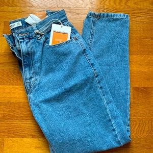 Pull&Bear mom jeans BRAND NEW!!